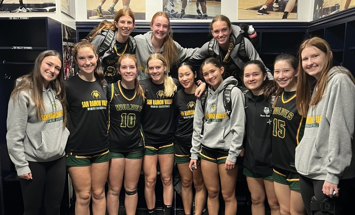 After every game, the Wolves take a team picture, showing off their all-for-one, one-for-all spirit.